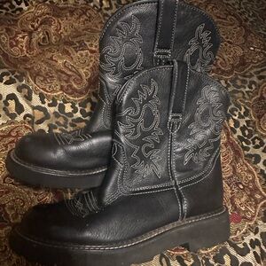 Artist boots size 8 women